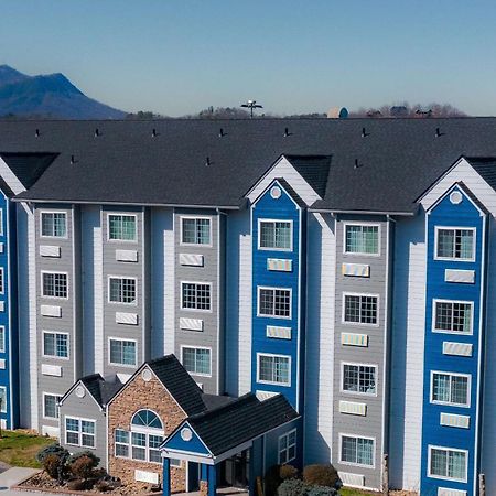 Microtel Inn & Suites By Wyndham Pigeon Forge Bagian luar foto