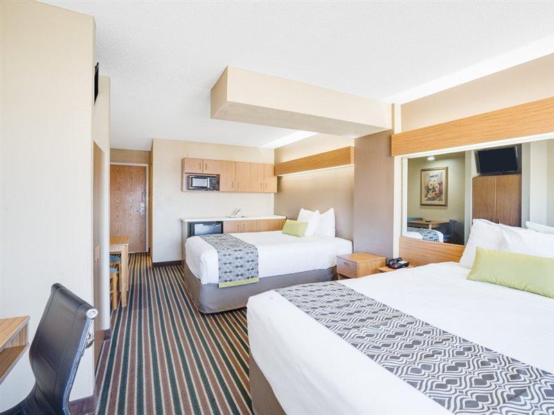 Microtel Inn & Suites By Wyndham Pigeon Forge Bagian luar foto