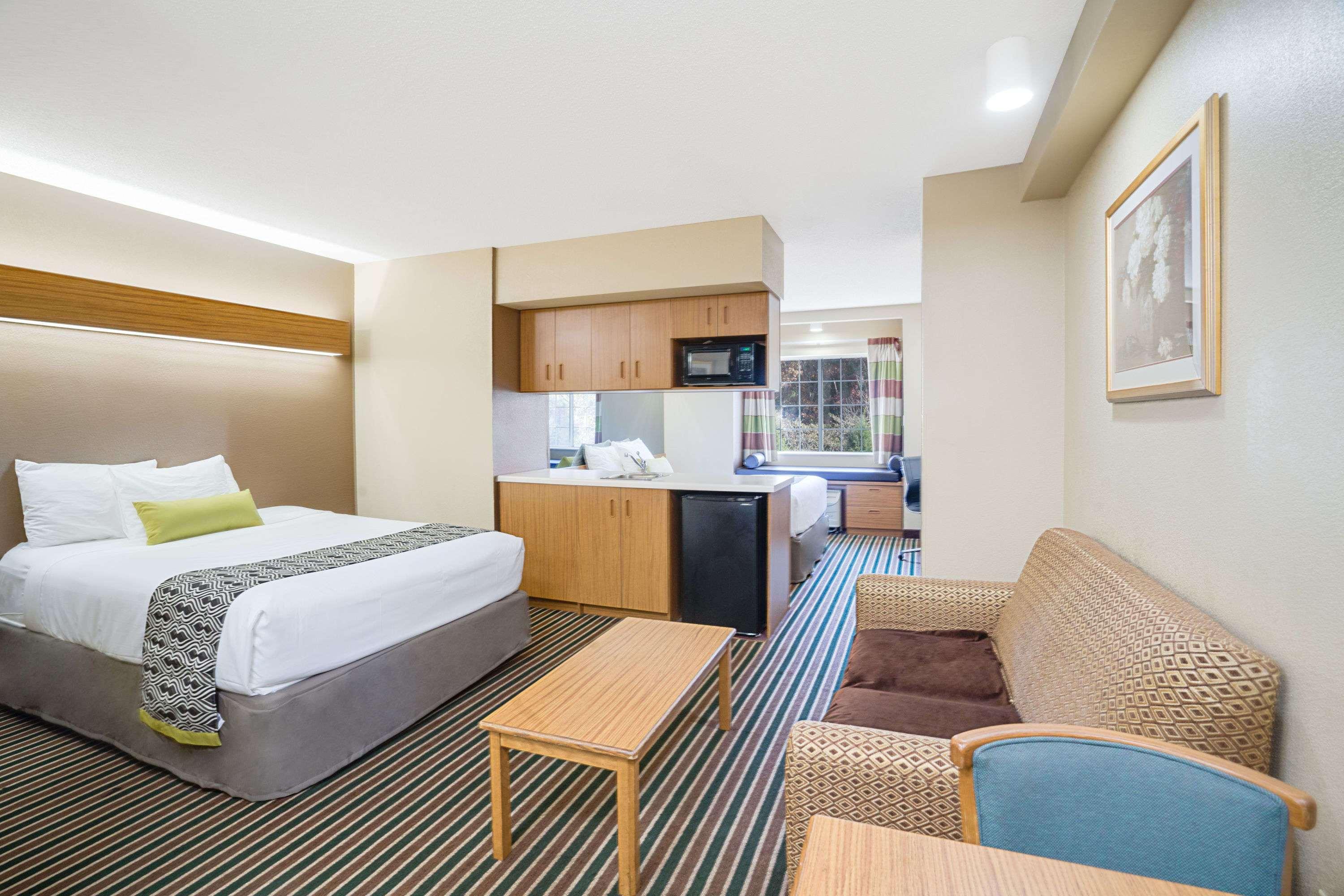 Microtel Inn & Suites By Wyndham Pigeon Forge Bagian luar foto