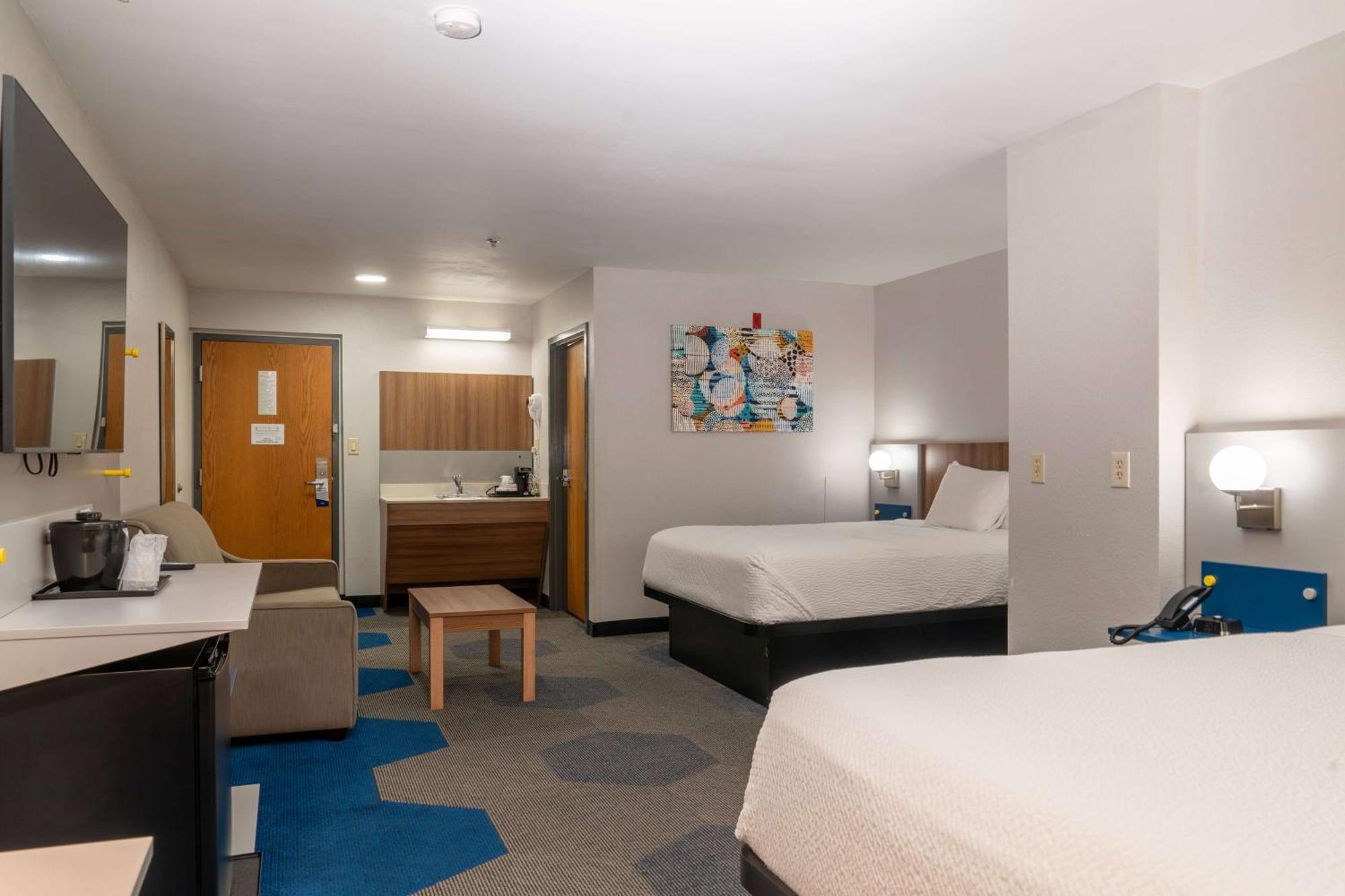 Microtel Inn & Suites By Wyndham Pigeon Forge Bagian luar foto